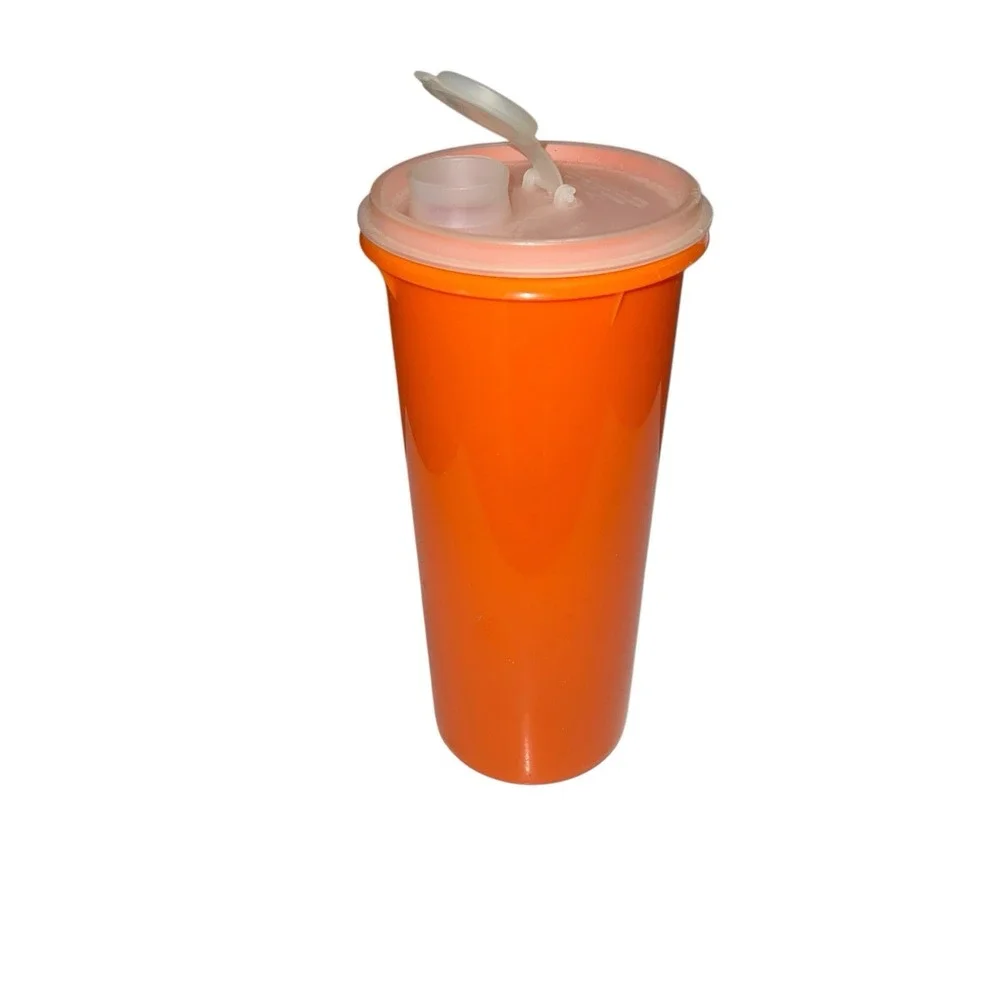 Vintage Tupperware Pitcher Orange Drink Container 262-6 Lid 603-1 USA Quart Flip